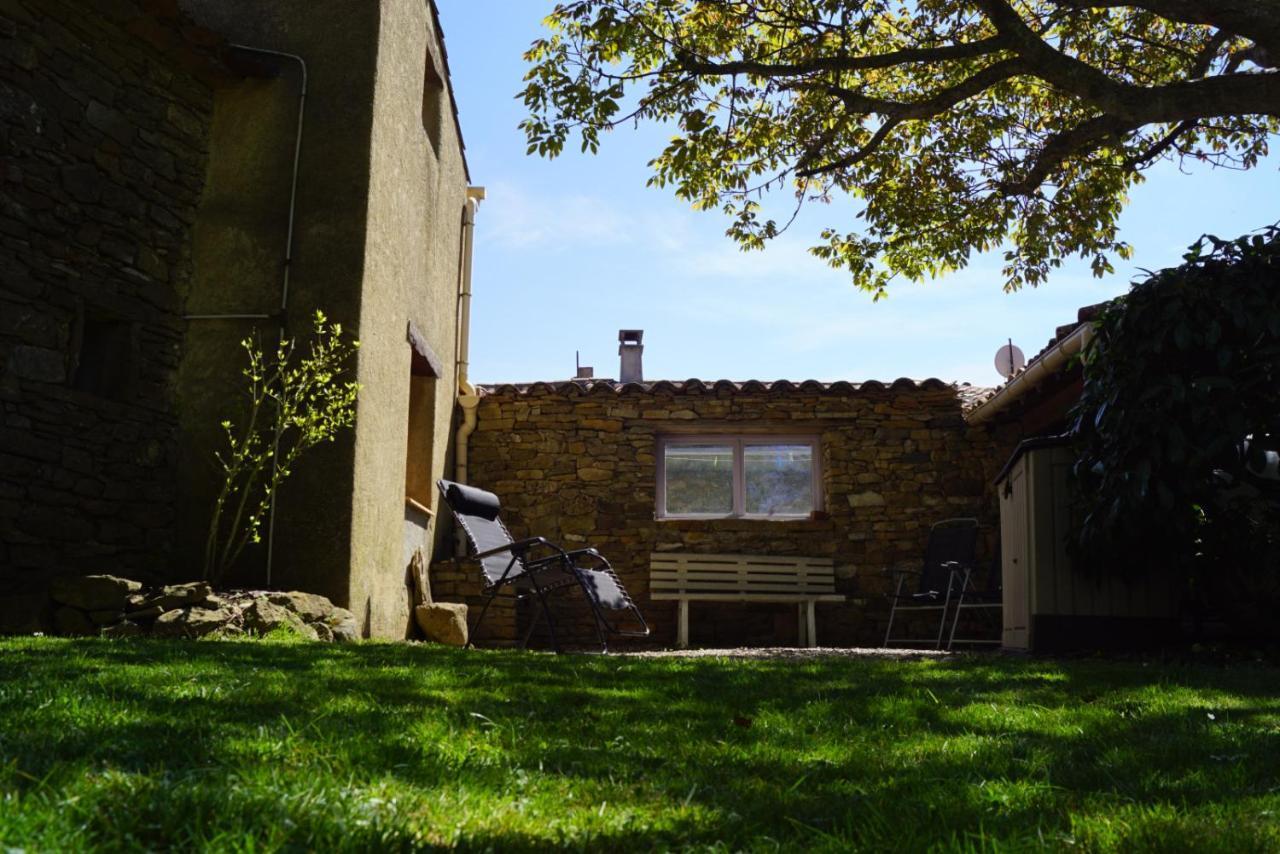 La Petite Maison Dans La Prairie Cassaignes Экстерьер фото